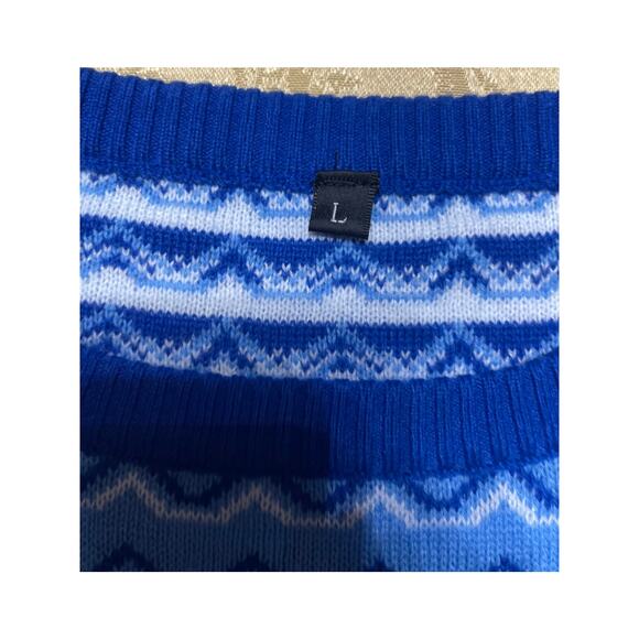 Bud Light Large Christmas Sweater Beer Cans Snowflake Blue White Scoop Neck - Picture 4 of 7